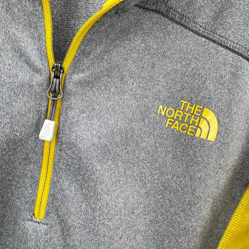 The North Face 1/2 Zip Mens‎ Medium Gray Yellow Pullover Gorpcore Outdoor Layer